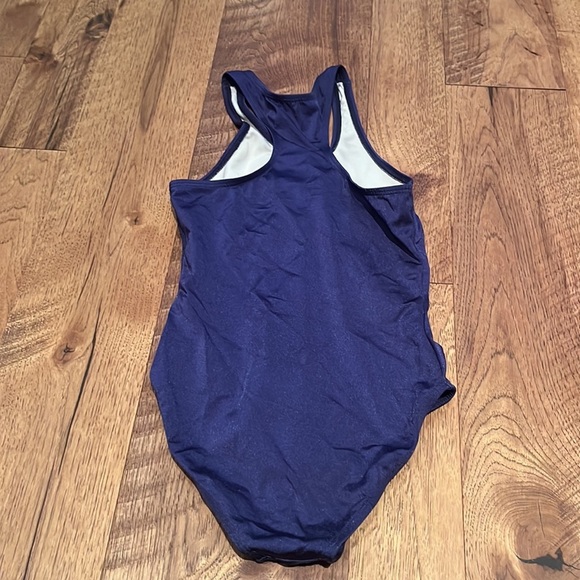Random Hearts Girl’s One Piece Swimsuit Size 10 - Picture 3 of 4
